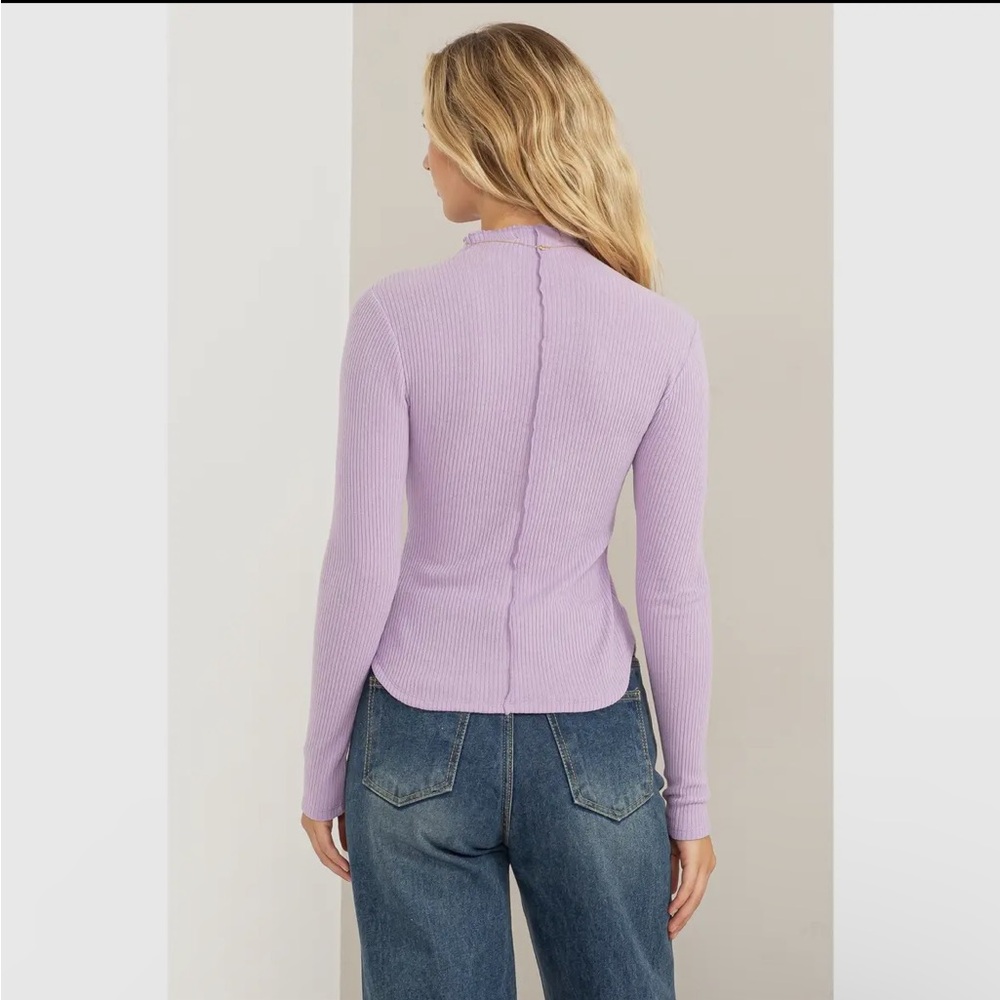 Lavender Ribbed Women's Top - Picture 2 of 2